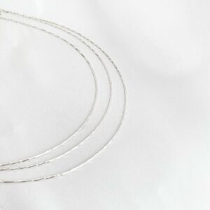 Aro Laminado Flexível Torcido Prata 925
